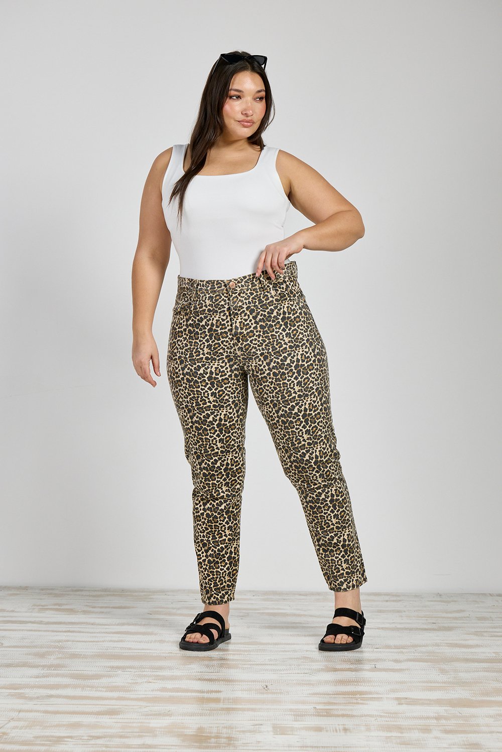 ART. 843 | JEAN MOM ANIMAL PRINT RÍGIDO CENITHO