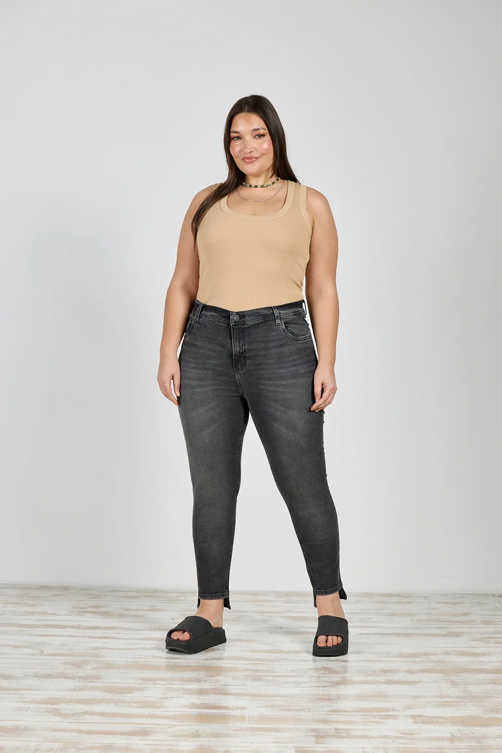 ART. 823 | CHUPIN GRIS HUMO BOTA DESIGUAL ELASTIZADO TALLES 46 AL 54 CENITHO