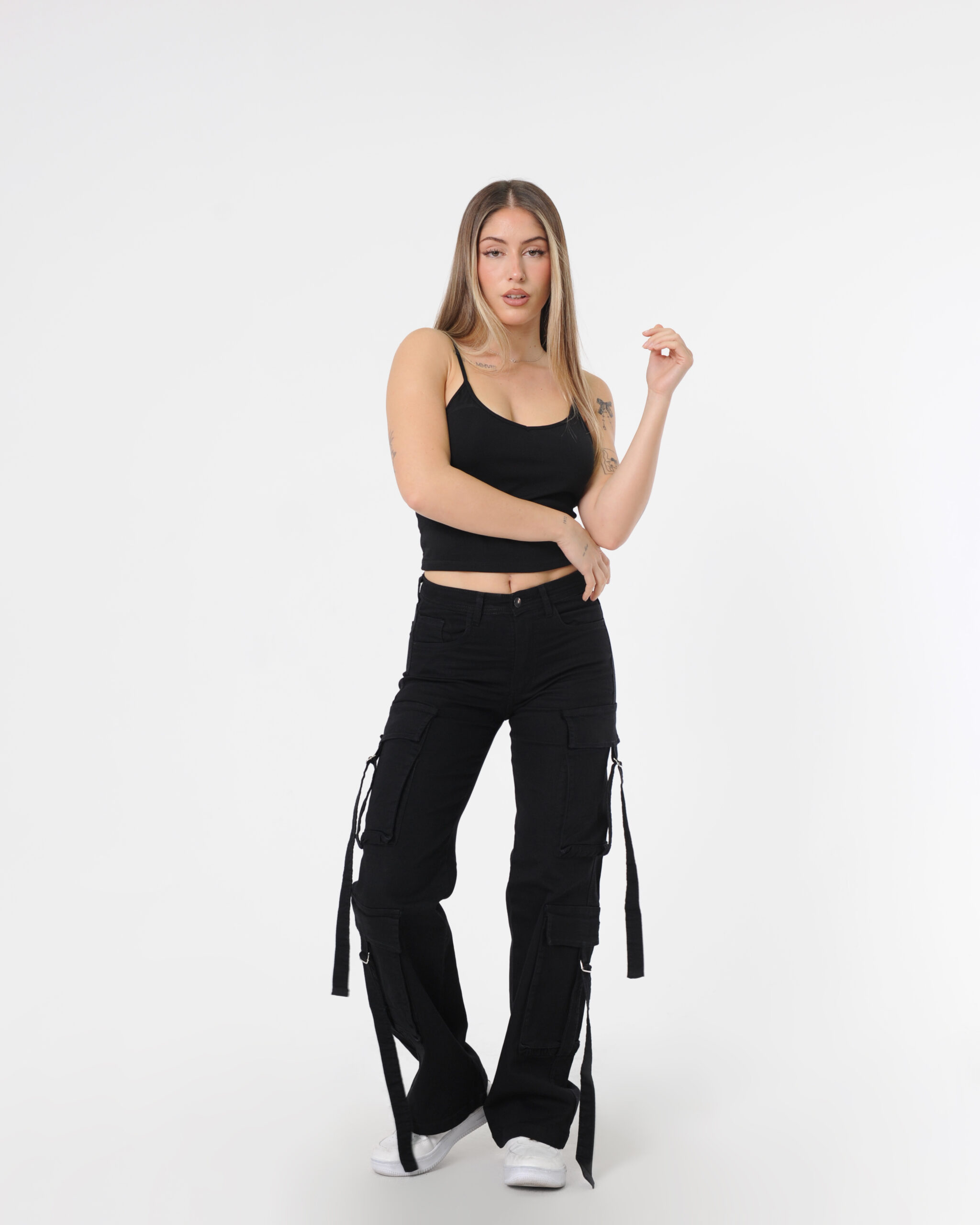 KALY JEAN RECTO POCKET NEGRO ELASTIZADO TALLES 36-60 SONNE JEANS