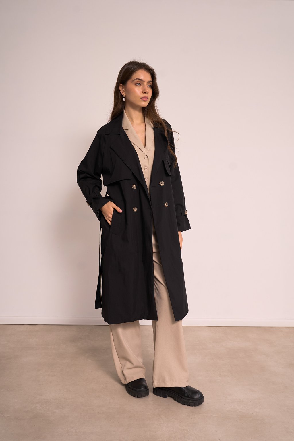 MUNICH TRENCH IMPERMEABLE CON LAZO PARA AJUSTAR TALLES M AL L