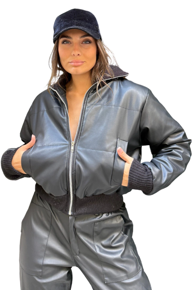 HOLANDA CAMPERA TIPO BOMBER DE ECO CUERO TALLES S AL L