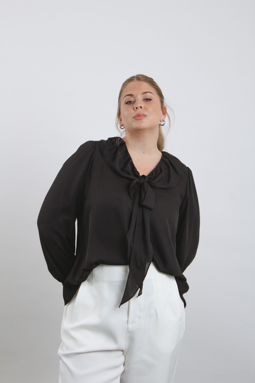 4003 | Camisa Con Lazos Y Volados Varios Colores Talles L Al XXL