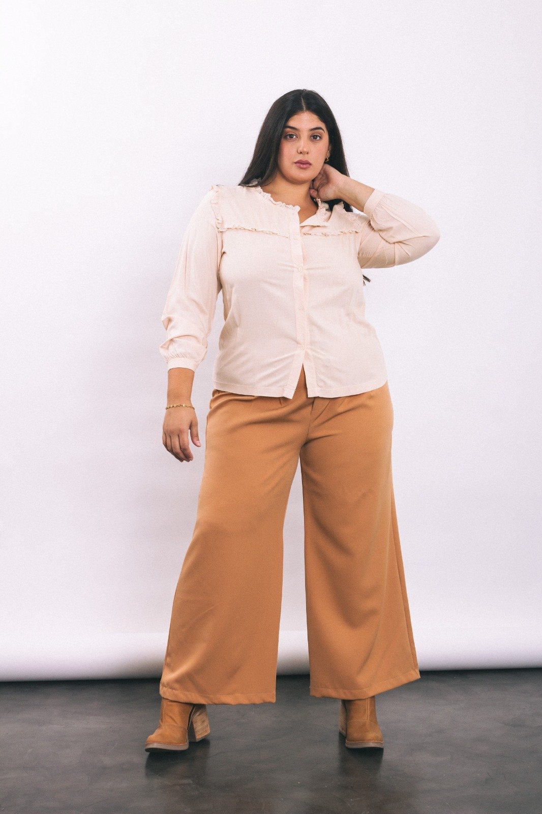 40801 | Camisa Con Puntilla En Cuello Varios Colores Talles L Al XXL