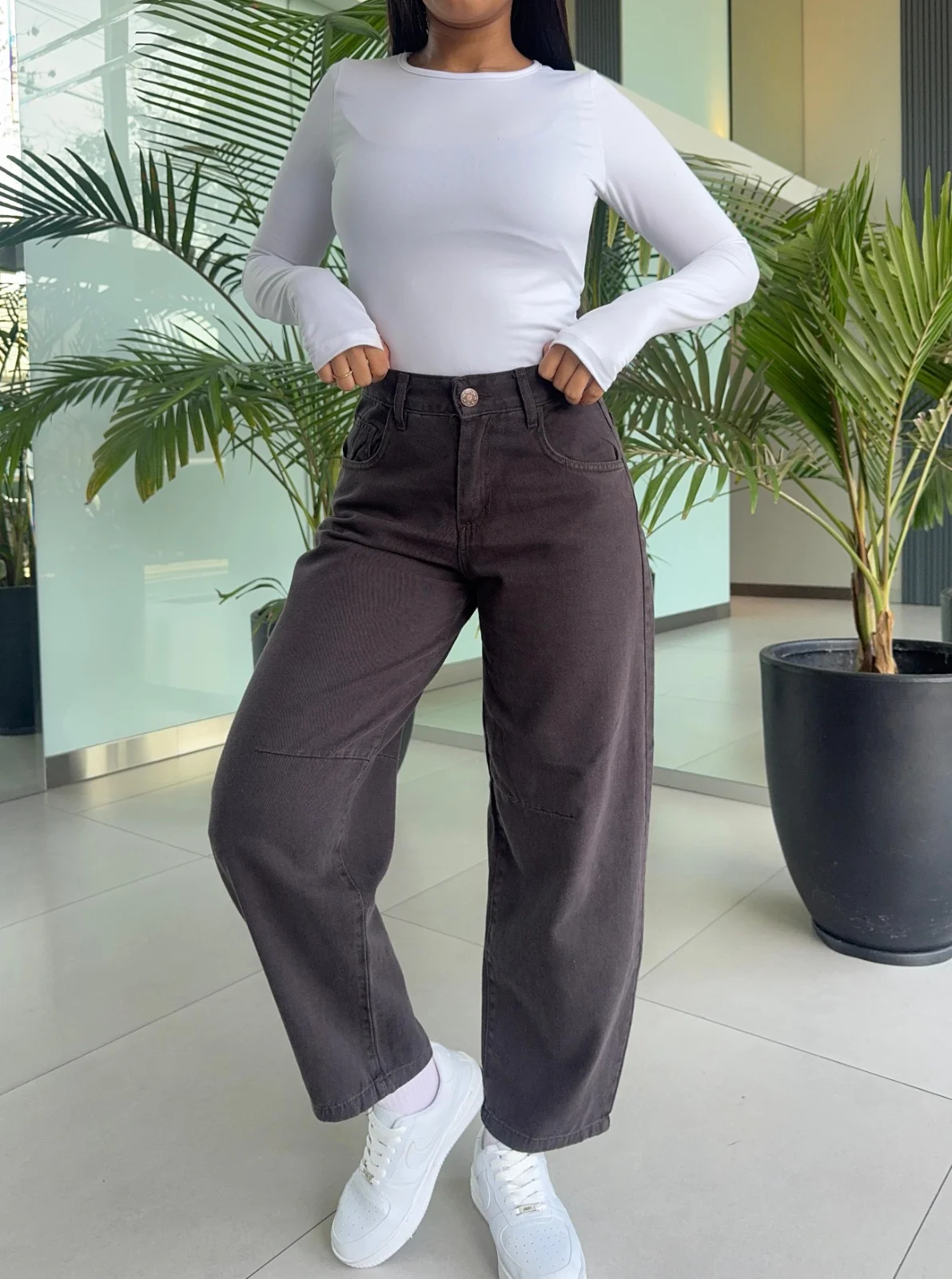JEAN BAGGY CHOCOLATE RIGIDO TALLES 36 AL 54 ANA CLARA