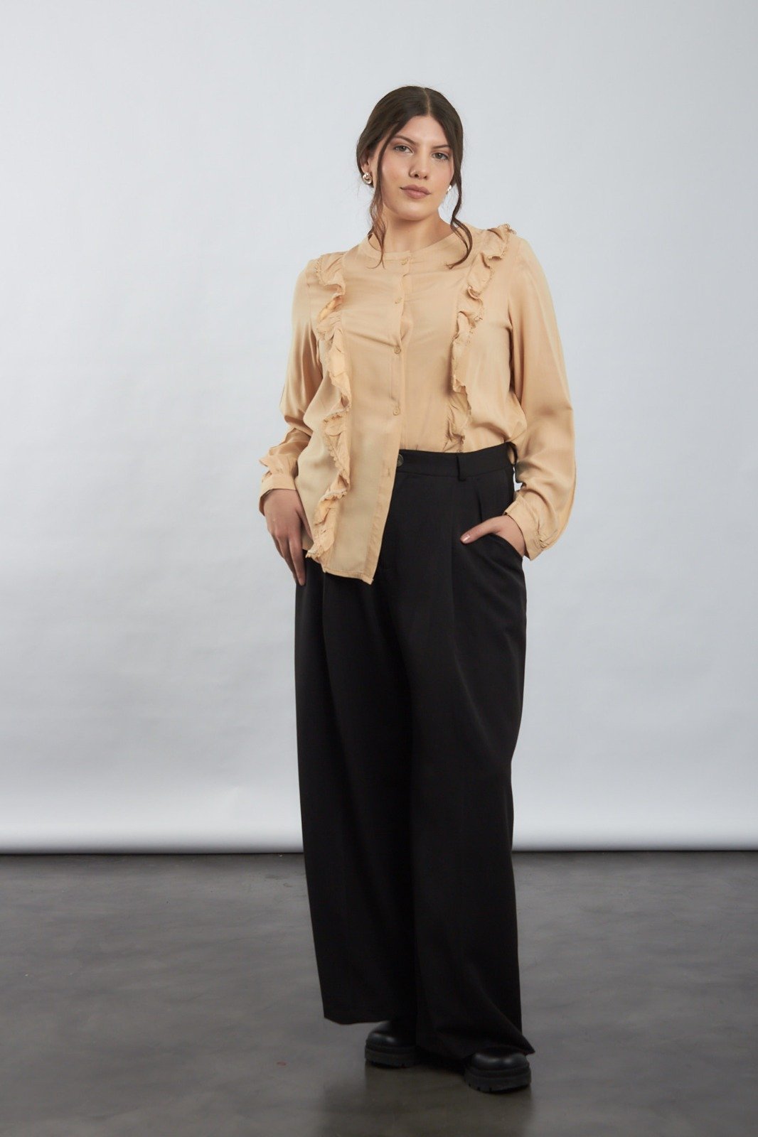 40860 | Camisa Con Volado Puntilla Varios Colores Talles L Al XXL