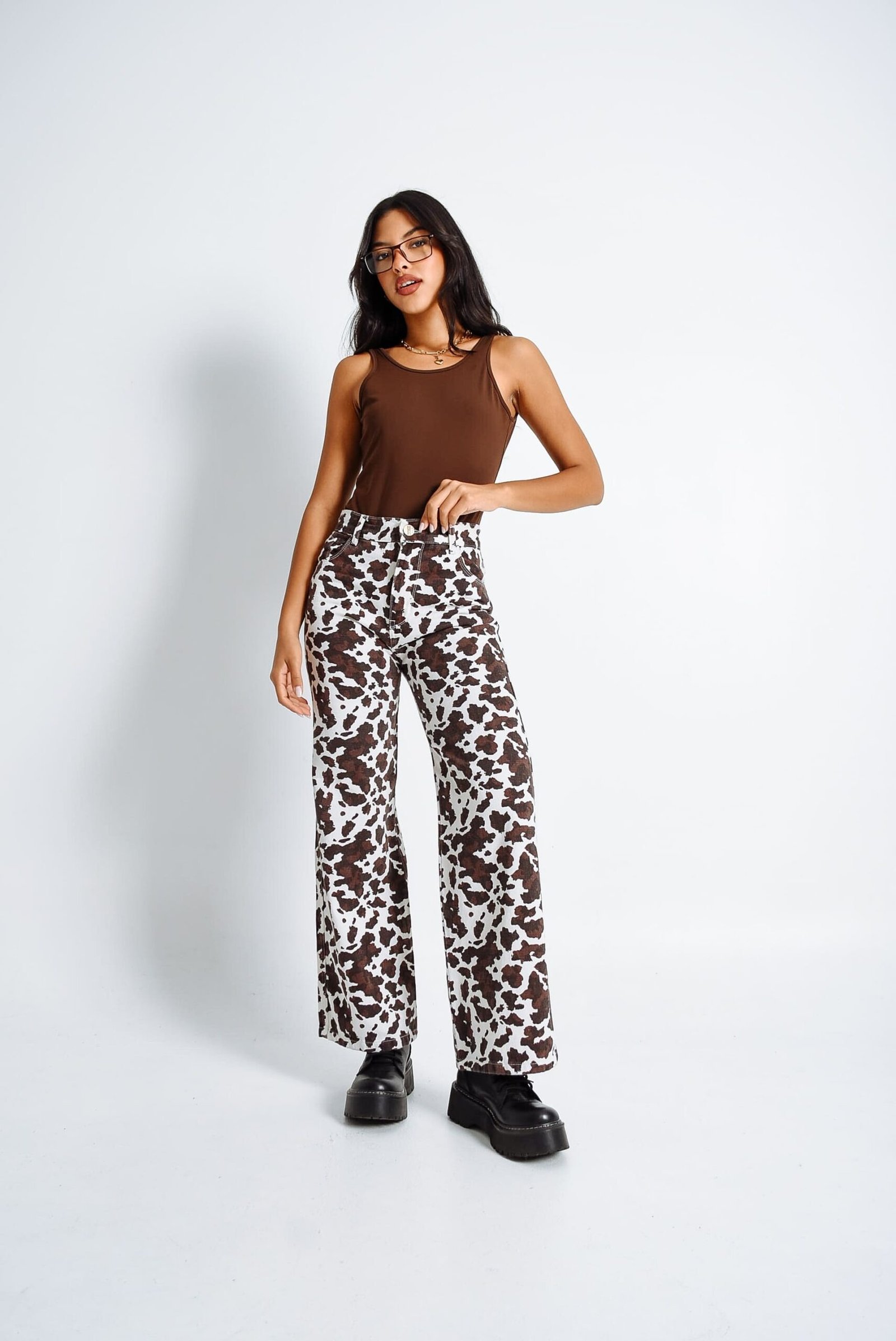 COW VAQUITA CHOCO WIDE LEG CHOCOLATE RIGIDO TIRO ALTO TALLES 34 AL 44 H-REINA