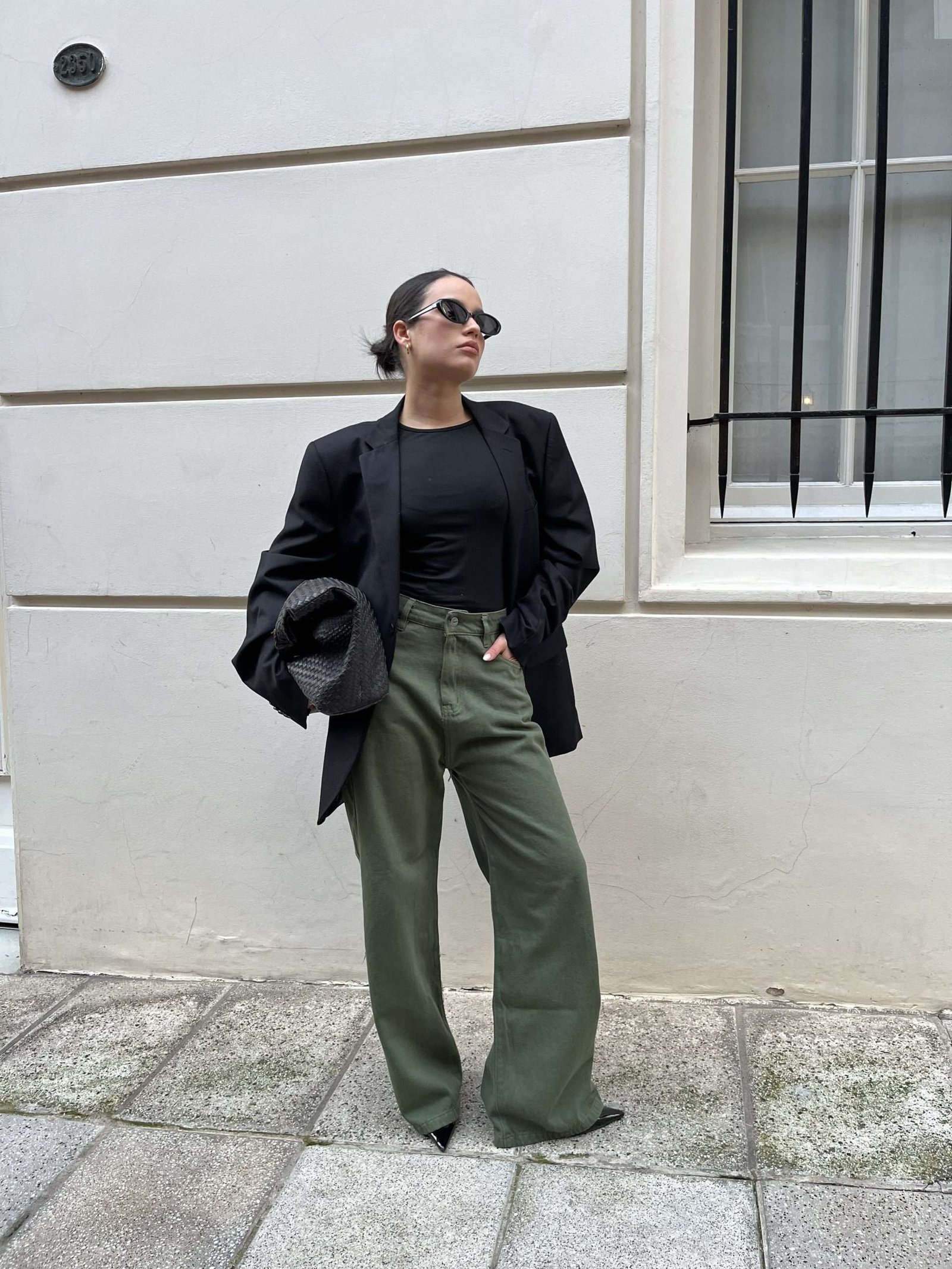 RENY PANTALON RECTO VERDE MILITAR RIGIDO TALLES 36 AL 44 DAZE