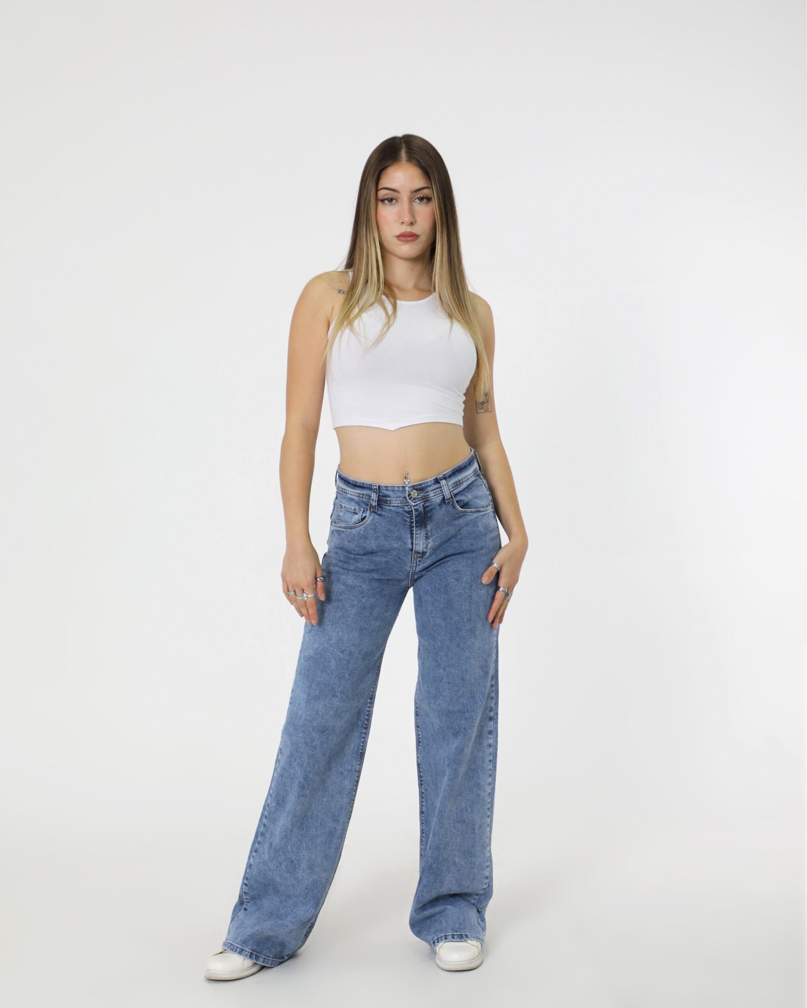 Neve Sonne- WIDE LEG AZUL RECTO TIRO ALTO SEMI ELASTIZADO TALLES 42 AL 54 SONNE