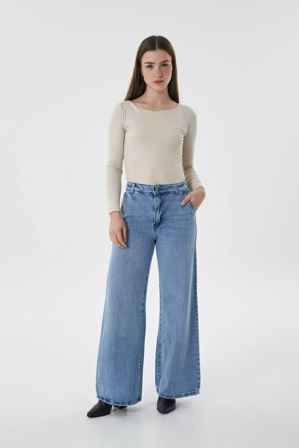 SAVANAH-WIDE LEG TIRO MEDIO RIGIDO CELESTE TALLES 36 AL 46 STRIVEN