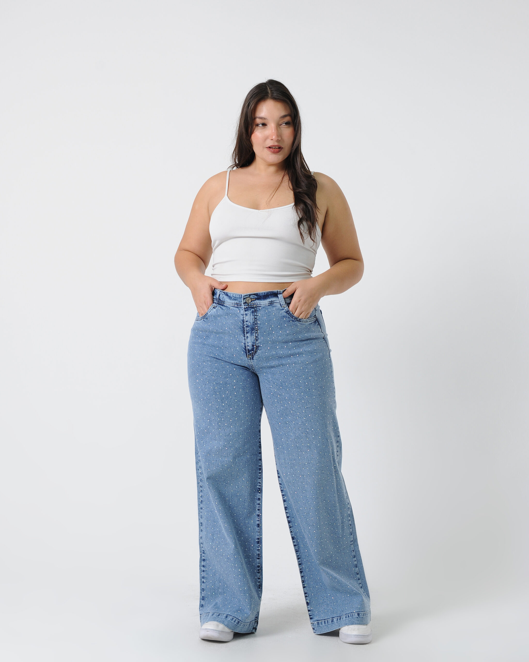 LIGHT | WIDE LEG NEVADO CON BRILLOS SEMI ELASTIZADO TIRO MEDIO TALLES 46 AL 52 SONNE