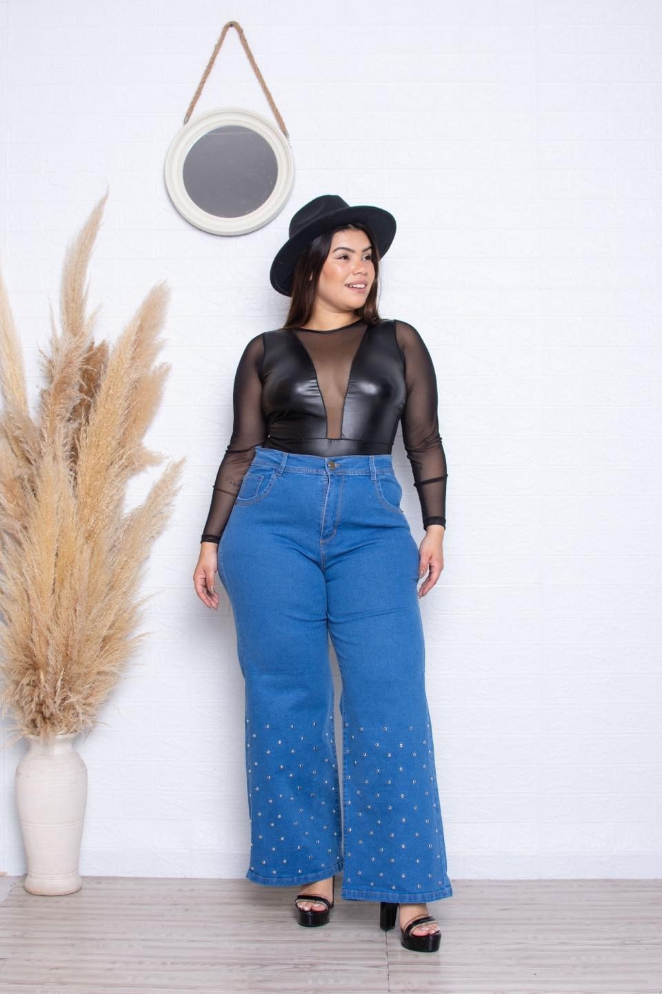 027 | WIDE LEG AZUL ELASTIZADO CON TACHAS EN BOTA TALLES 42 AL 60 STTEVIA