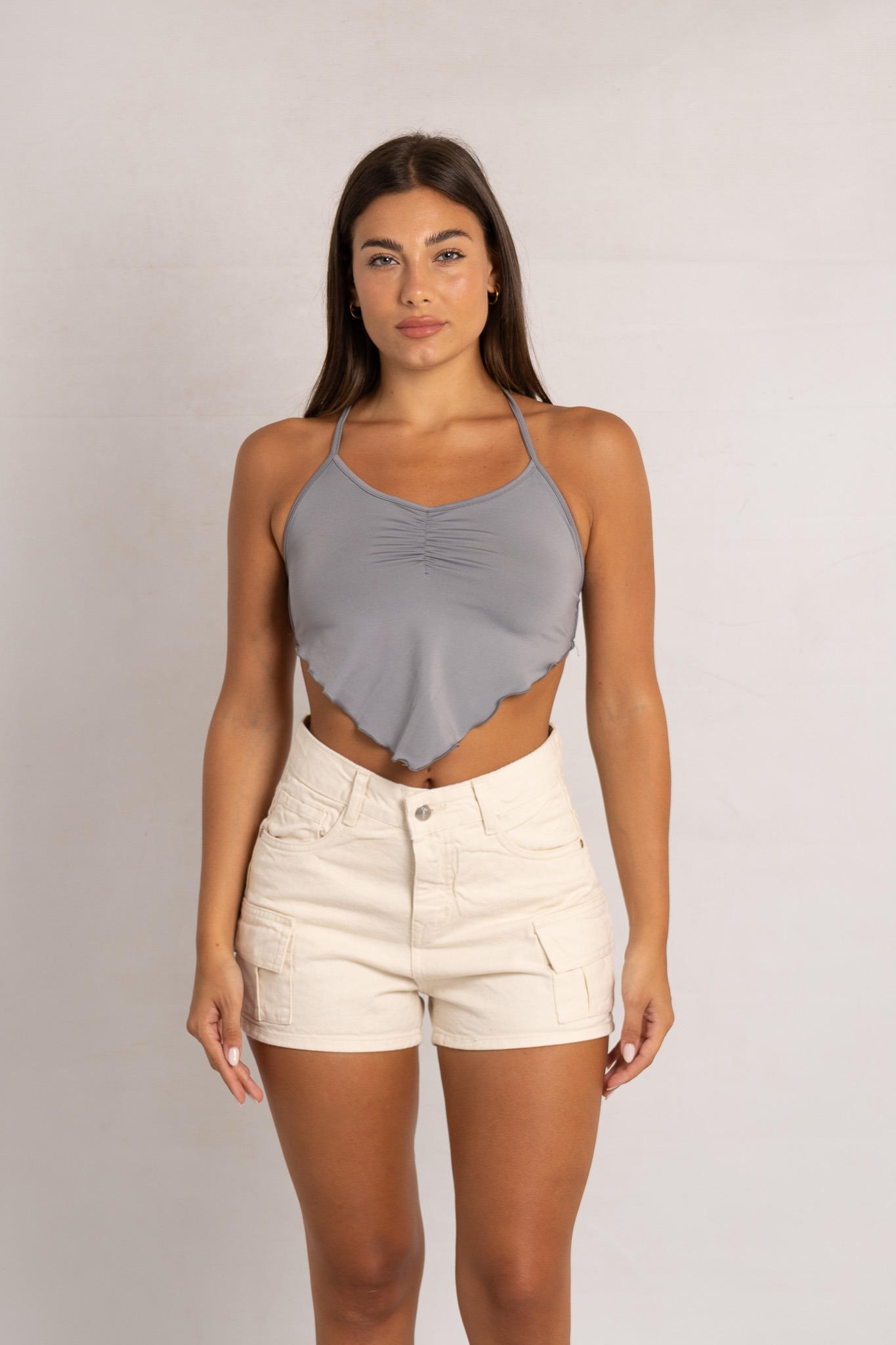 SH-107 | SHORT CARGO POCKET BEIGE CON RUEDO RIGIDO TIRO ALTO TALLES DEL 36 AL 46 ANDAR