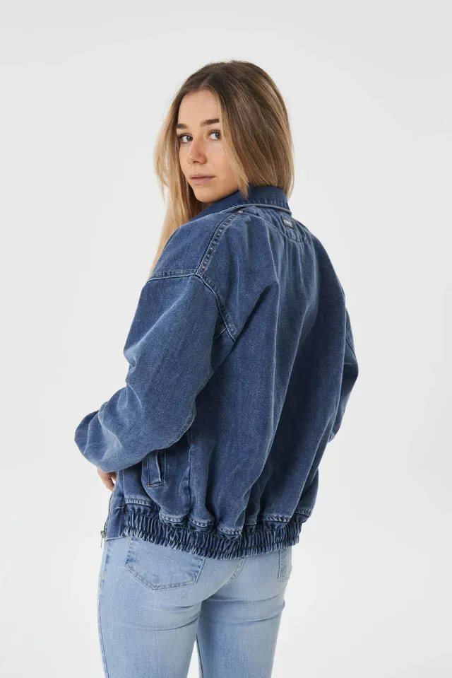 BOMBER RIGIDA AZUL CON LOCALIZADO  ALABAMA  TALLE DE S AL XXL STRIVEN