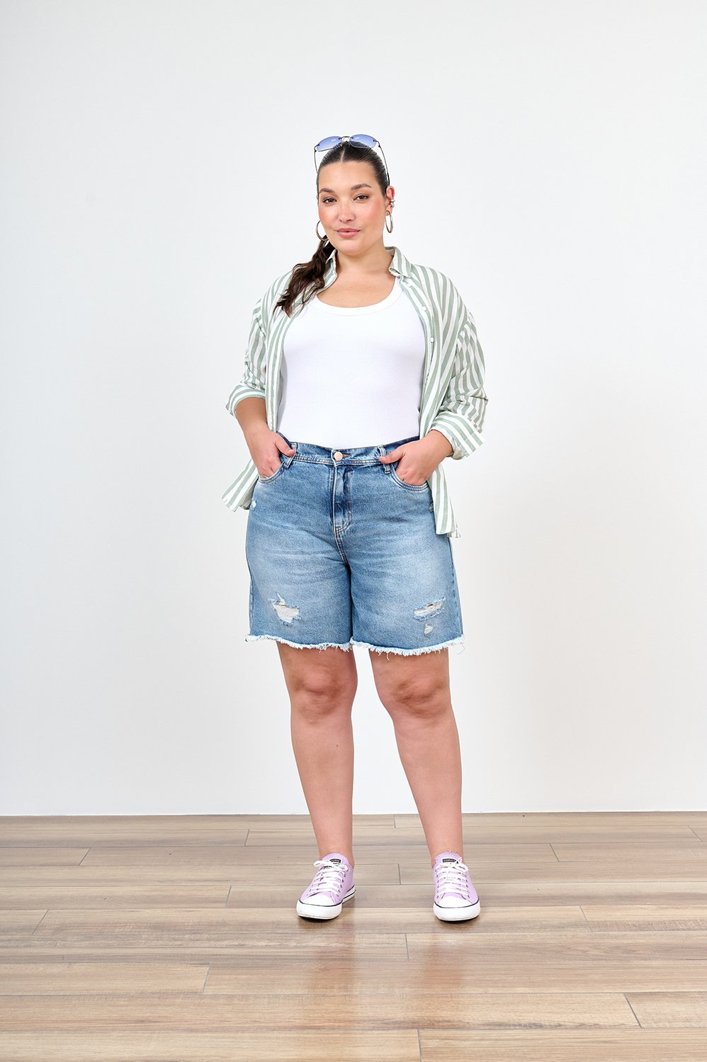 ART. M-561 | SHORT MOM FIT STONE RIGIDO CON ROTURA TALLES DEL 46 AL 54 CENITHO
