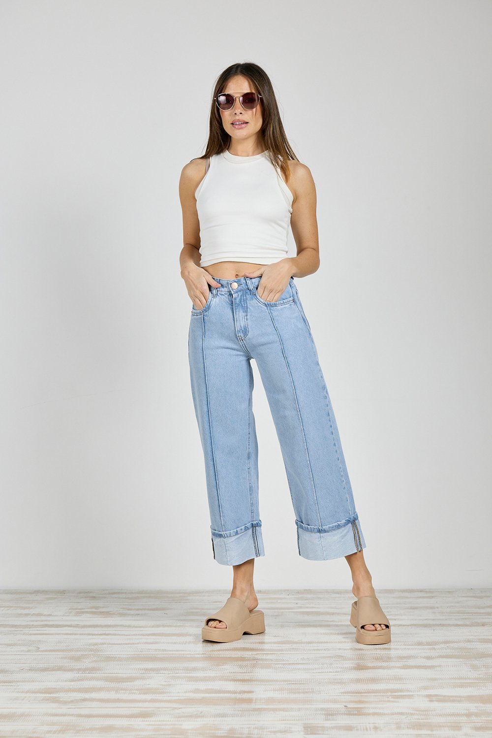 ART. 441 | CROP CELESTE CON ALFORZA BOTA REMANGADA RÍGIDO TALLES 36 AL 46 CENITHO