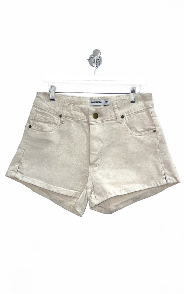 0415- SHORT TIRO MEDIO CRUDO CASCARILLA TAJO LATERAL RÍGIDO INQUIETA 36-46