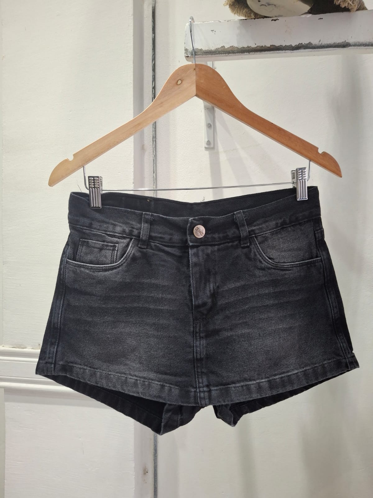 SKORT LOW LENNY GRIS NEVADO RIGIDO TIRO BAJO TALLES 34 AL 46 H-REINA