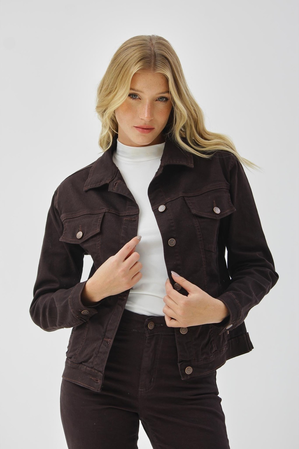 CHICAGO | CAMPERA DE GABARDINA CHOCOLATE ELASTIZADA CLASICA TALLES S AL 3XL TORINE