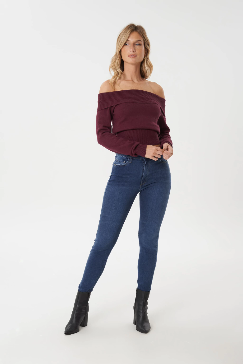 KALA SKINNY AZUL CON BIGOTES DESGASTE EN BOLSILLO TIRO ALTO ELASTIZADO TALLES 36 AL 46 STRIVEN