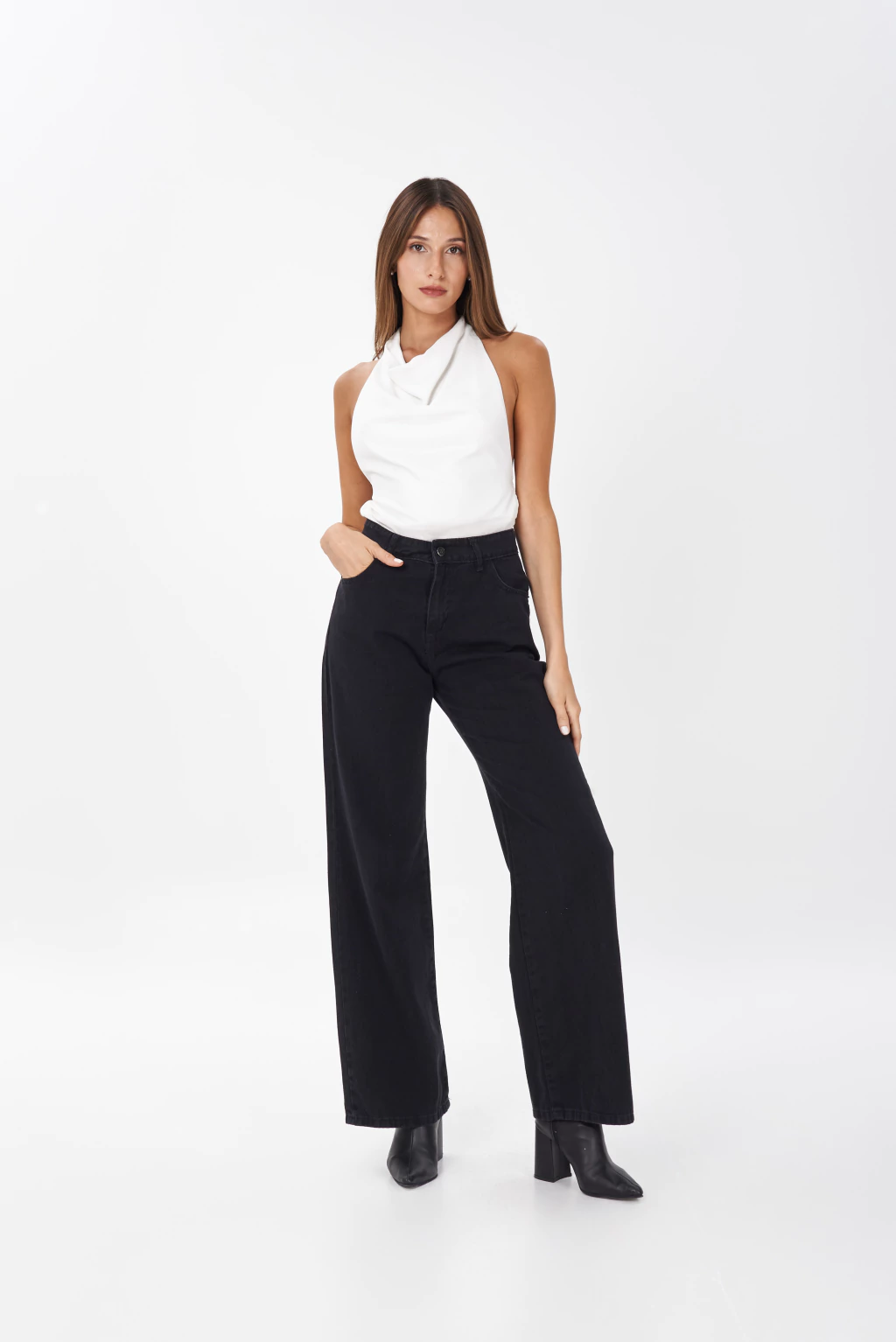 TILCARA WIDE LEG NEGRO TIRO ALTO RIGIDO TALLES 38 AL 46 STRIVEN