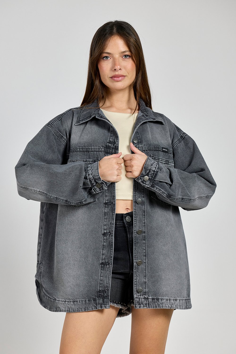 ART. 321 | CAMISACO OVERSIZE GRIS RÍGIDO CENITHO