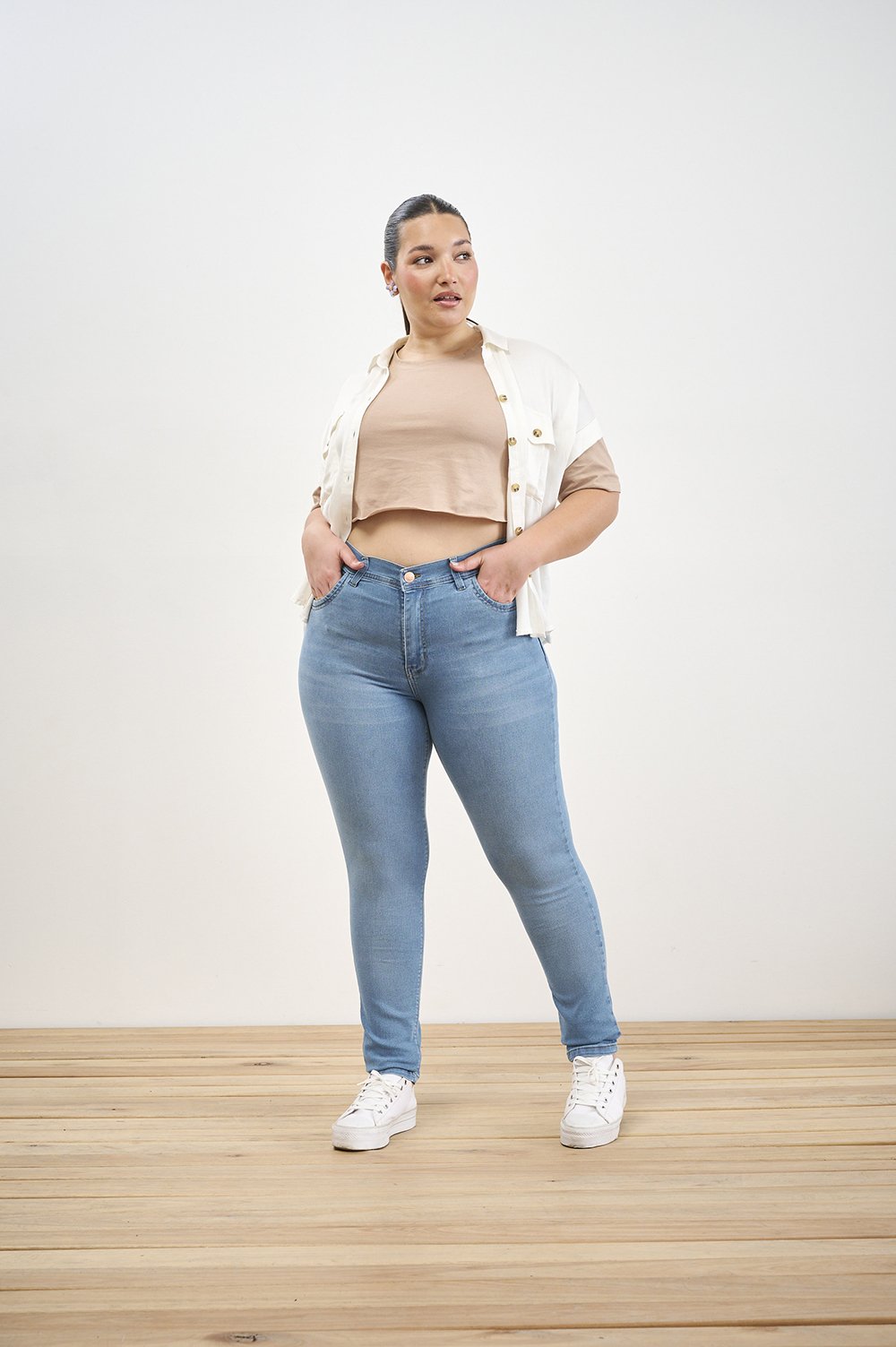 ART. 711 | CHUPIN STONE BIGOTE PIEL PLUS SIZE CENITHO