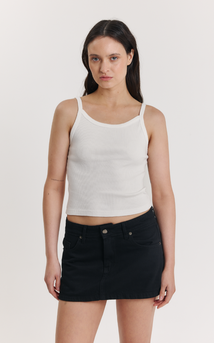 0420 / SKORT NEGRO RIGIDO CON SHORT DE MICROFIBRA TIROBAJO TALLES 36 AL 46 INQUIETA