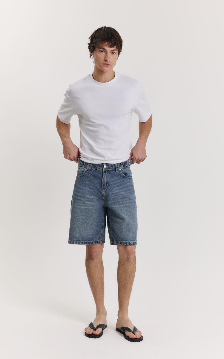 0404 | BERMUDA CARPENTER RIGIDA AZUL CON BIGOTES UNISEX TIRO MEDIO TALLES 36 AL 46 INQUIETA