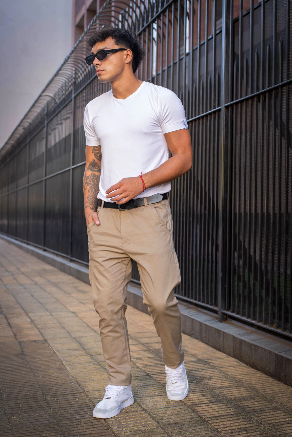 CHINO | PANTALON RECTO DE GABARDINA BEIGE OSCURO TALLE 38 AL 48 CRUZO