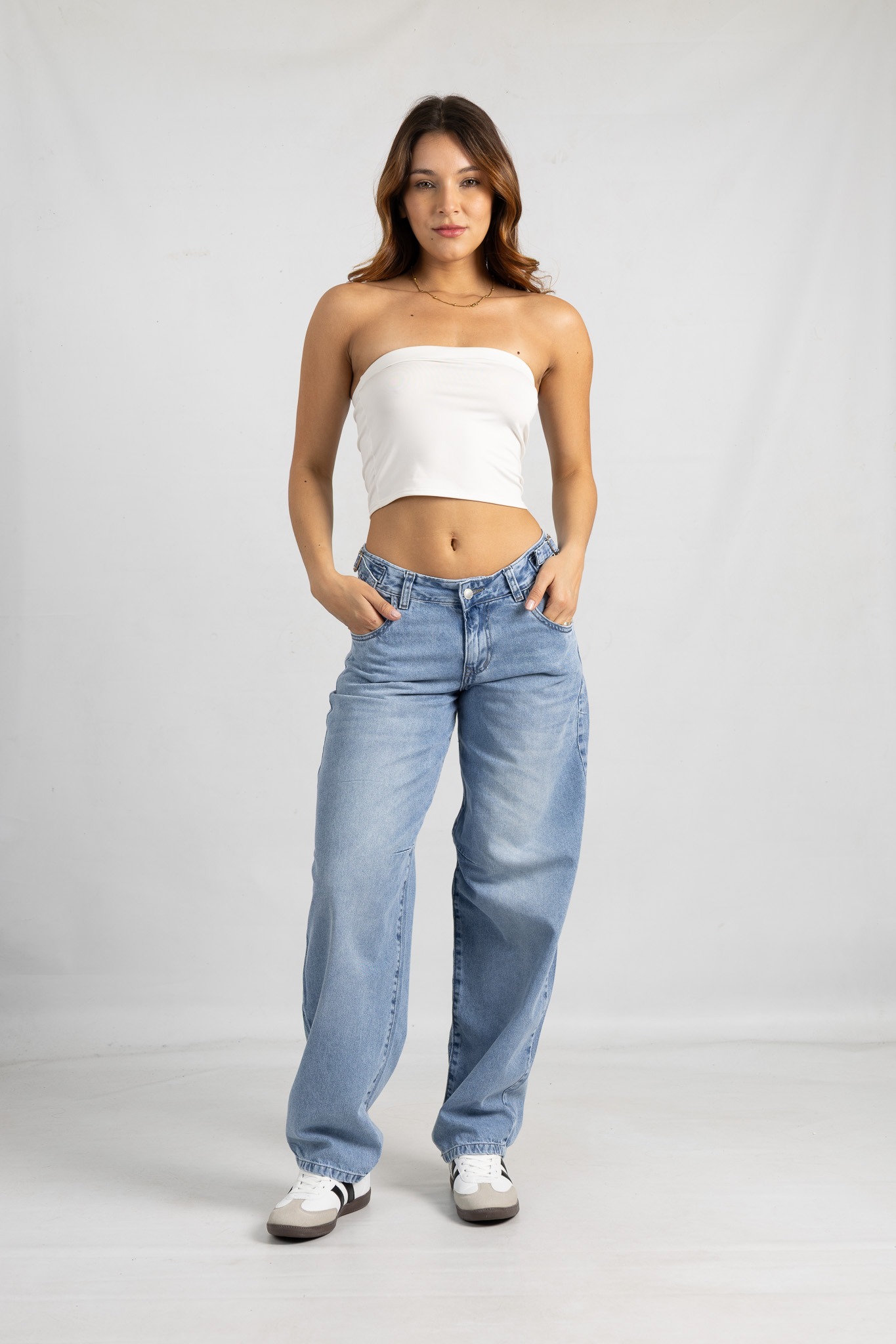 Art. 855 | BAGGY NEVADO CLASICO CON HEBILLAS TIRO MEDIO TALLES 34 AL 44 VERSUS JEANS