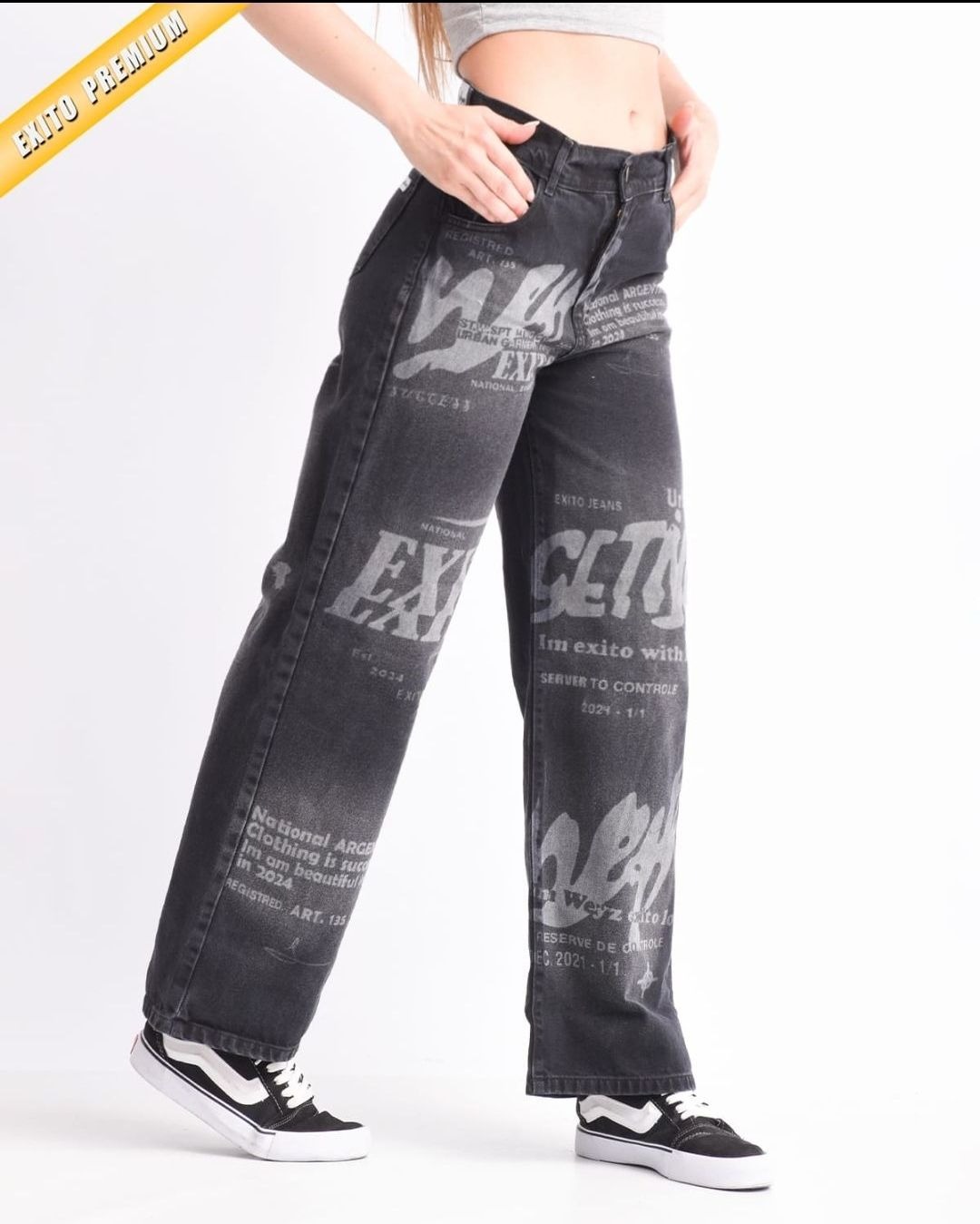 135GR |  BAGGY NEGRO RIGIDO CON DISEÑO ACABADO EN LASER TIRO MEDIO TALLE 36 AL 46 EXITO JEANS