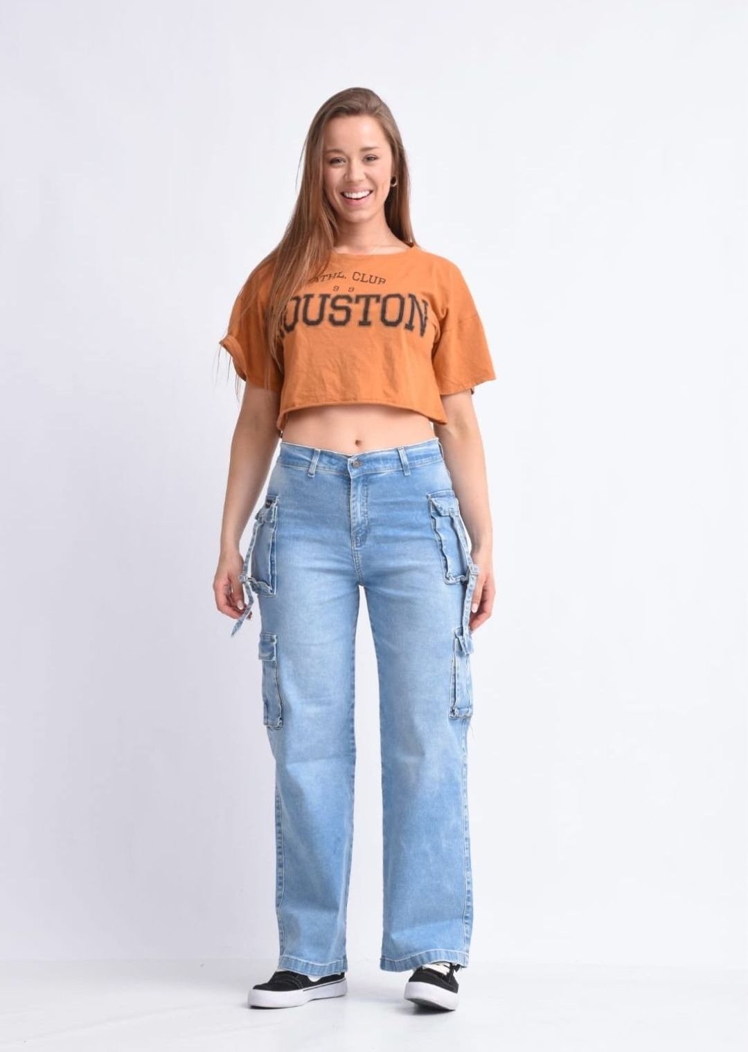 317NEV  I  JEAN CARGO AZUL CON TIRAS RIGIDO TIRO ALTO TALLES 46 AL 50 EXITO JEANS