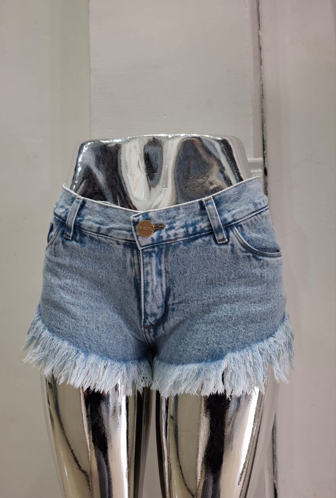 SNOW I SHORT LOWER RIGIDO DESFLECADO TIRO BAJO TALLES 34 AL 46 H-REINA