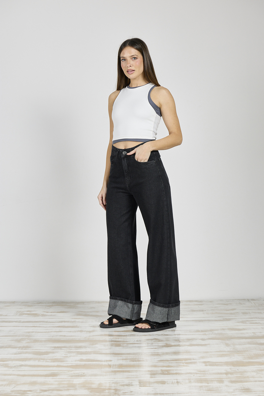 ART. 405 | BAGGY CLÁSICO NEGRO RÍGIDO DESTROYER TIRO ALTO TALLES 36 AL 46 CENITHO JEANS