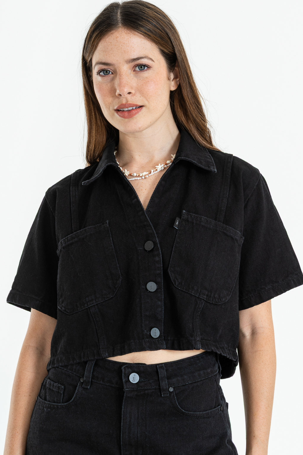 B BESTA CAMISA NEGRO CROPPED RÍGIDO ISOSTASIA S-L