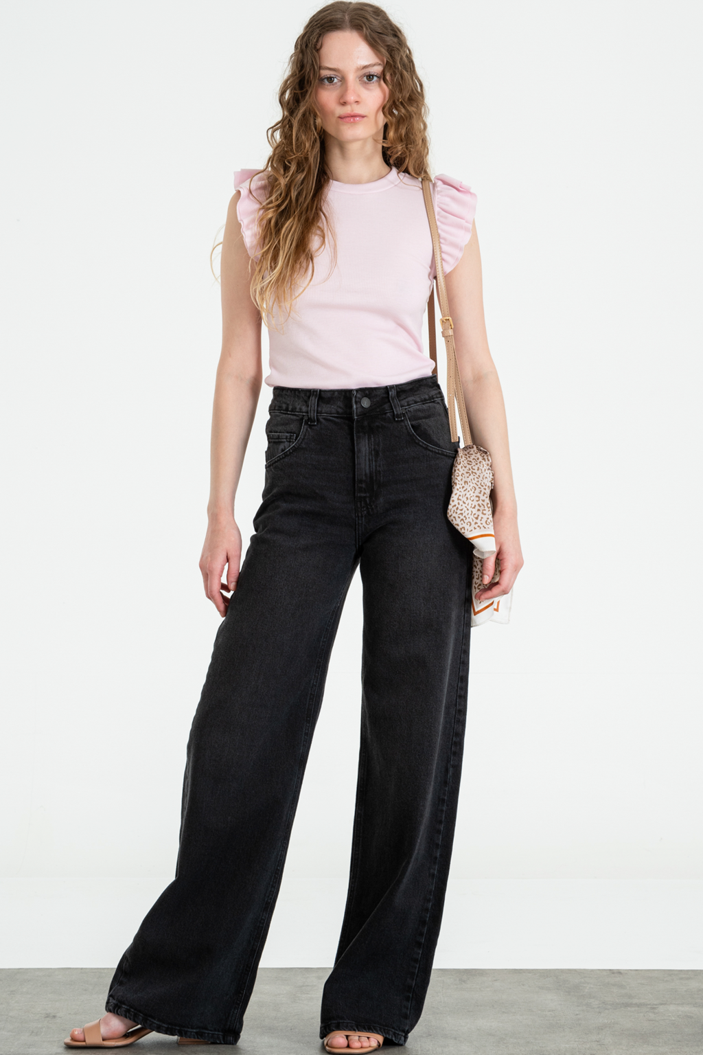 B JENER - WIDE LEG NEGRO CONFORT TIRO ALTO TALLES 34 AL 40 ISOSTASIA