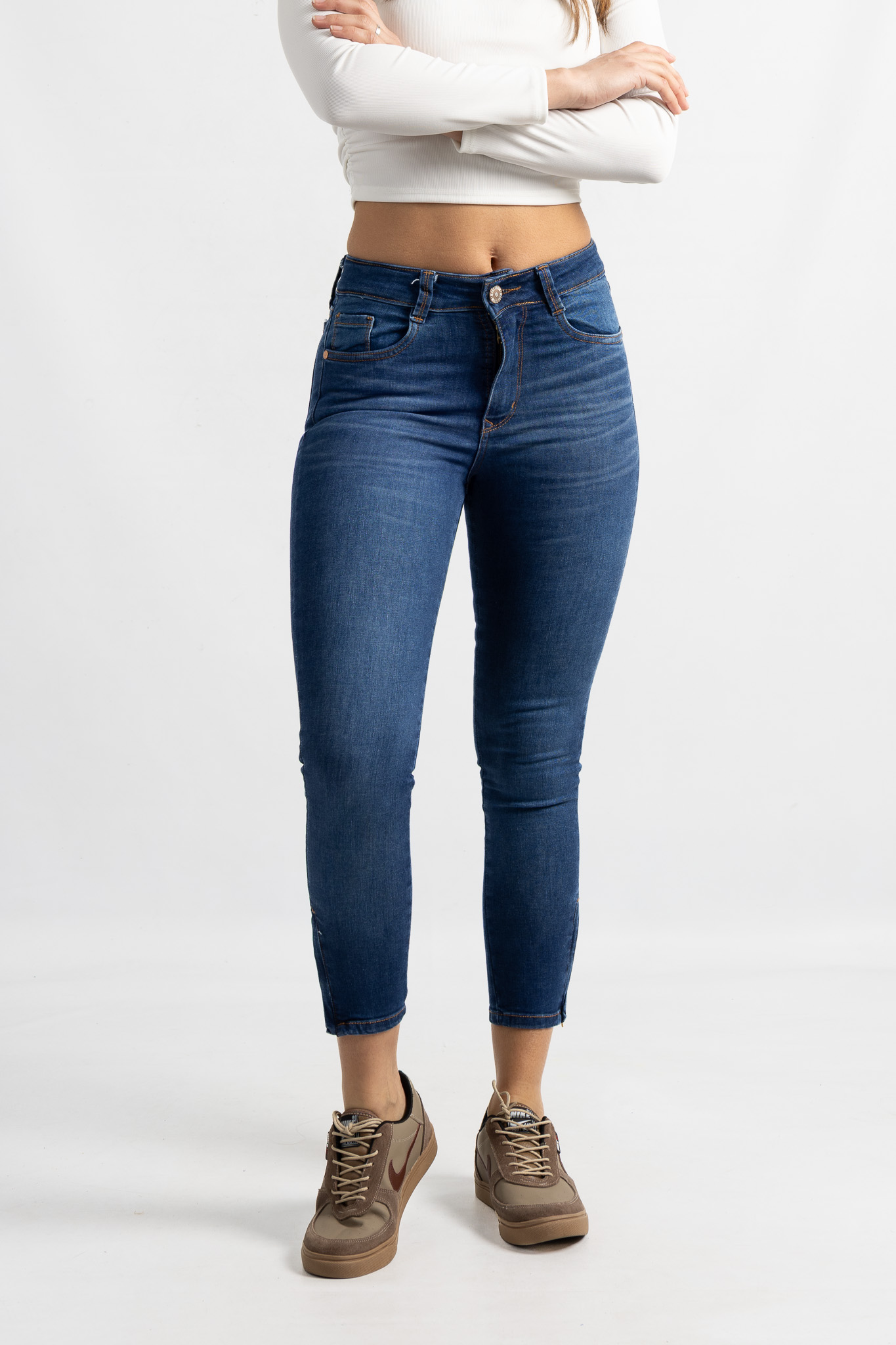 483 | Jean Chupín azul oscuro con cierre bota talles del 38-46 Versus