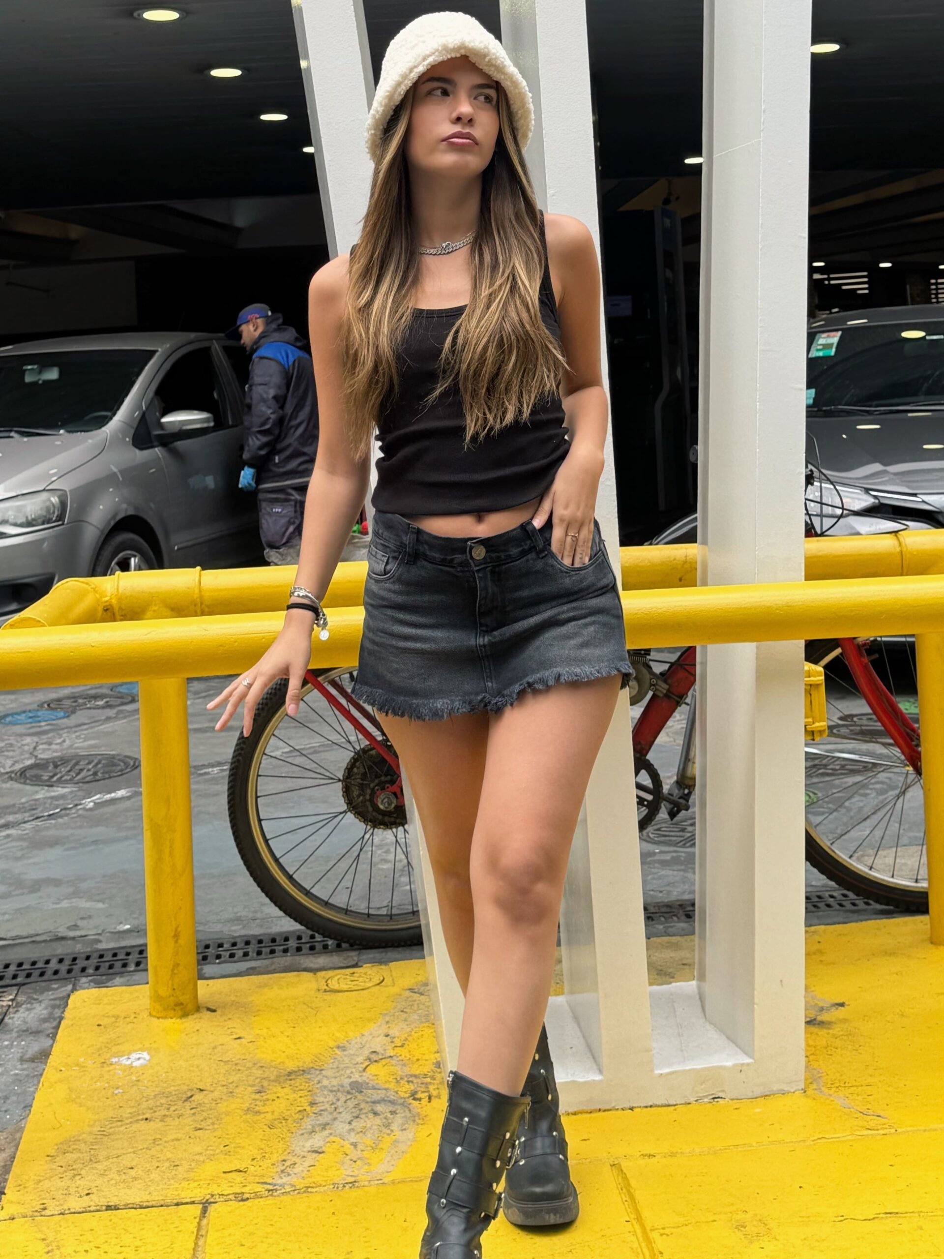 SASHA LENNY - SHORT POLLERA DE JEAN RIGIDO GRIS DESFLECADO EN BOTA TALLES 34 AL 46 H-REINA DENIM