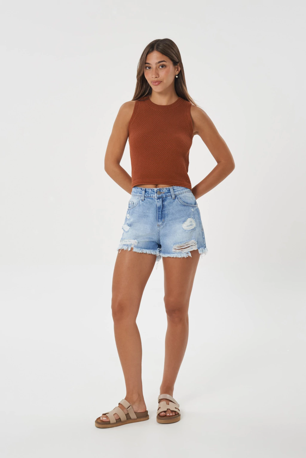 ROCKET-SHORT DE JEAN CELESTE RIGIDO CON ROTURAS RUEDO DESFLECADO TIRO ALTO TALLES 36 AL 46 STRIVEN JEANS