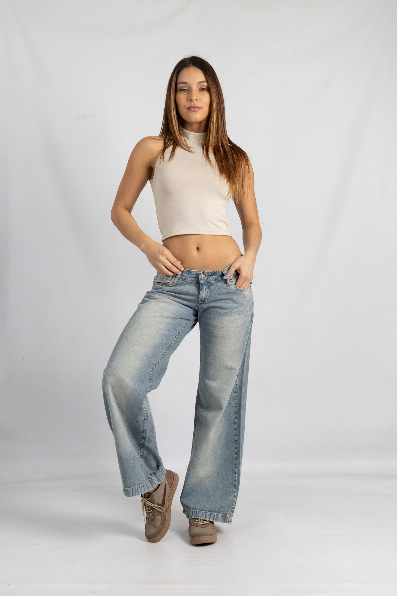 879 -WIDE LEG MATIZADO CON TAPA TIRO EXTRA BAJO TALLES 34 AL 44 ANDAR