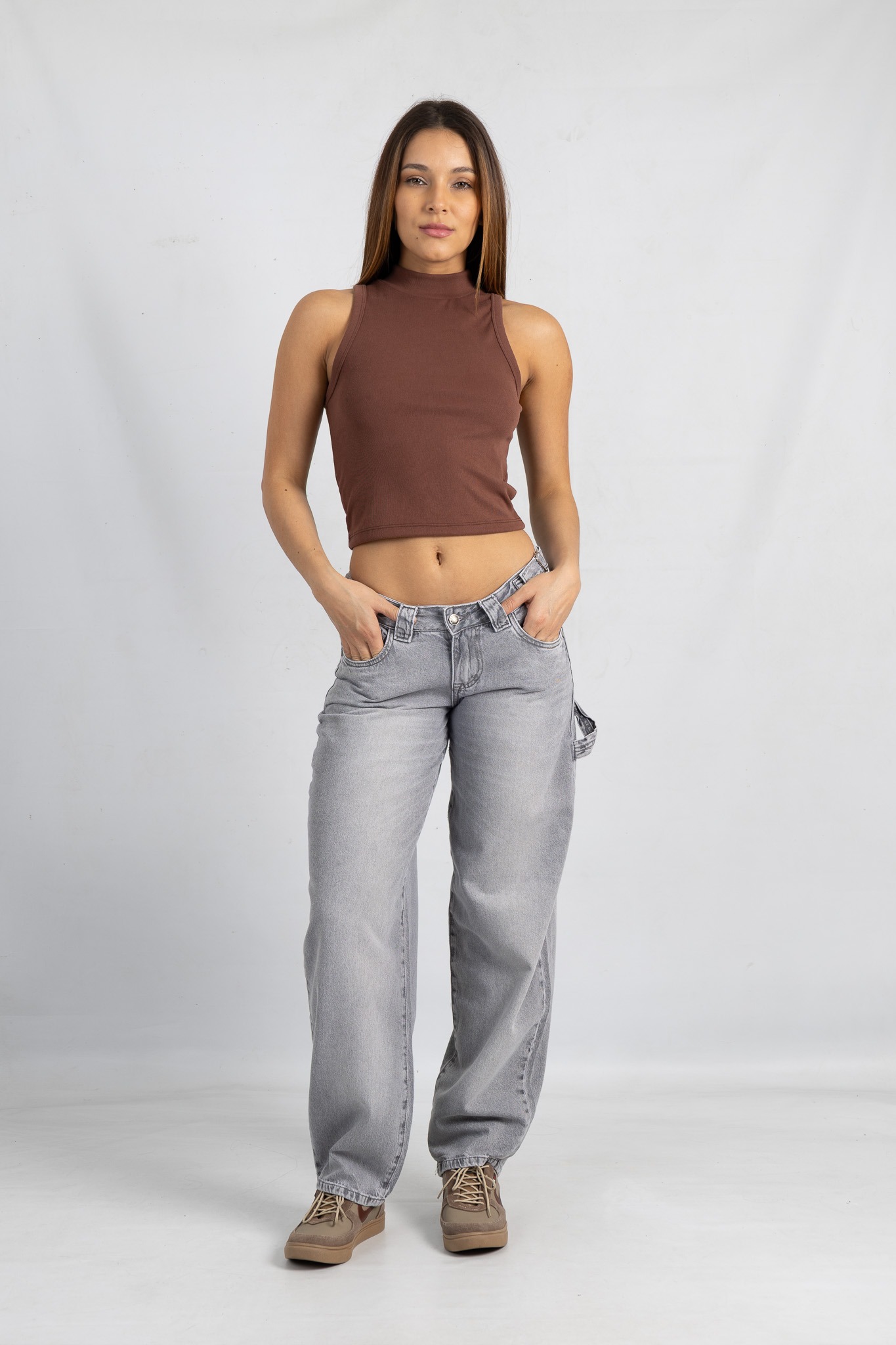 877 - BAGGY CARPINTERO GRIS RIGIDO TIRO BAJO TALLES 34 AL 44 ANADAR JEANS