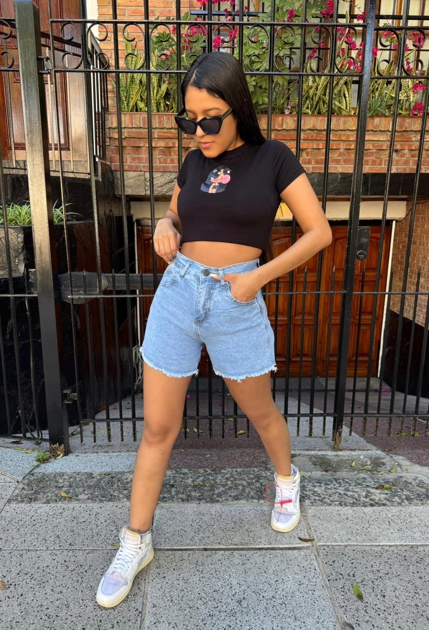 RIO -  BERMUDA DE JEAN CELESTE ELASTIZADA DESFLECADO EN BOTA TIRO ALTO TALLES 36 AL 54 ANA CLARA