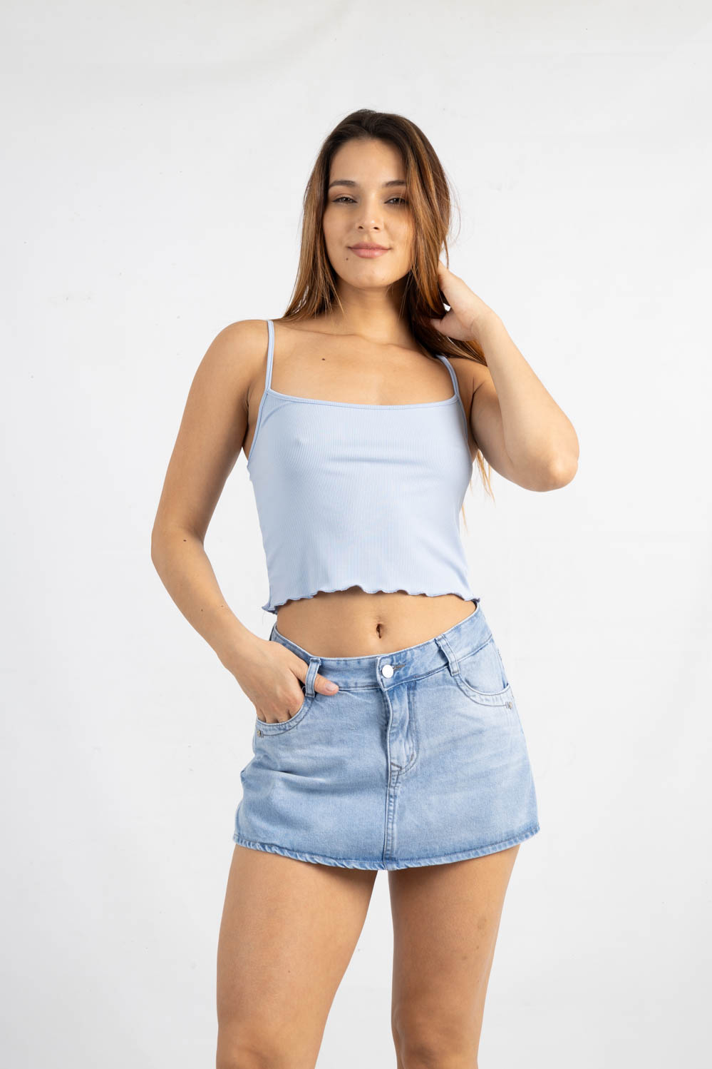 M-71 | SHORT POLLERA CELESTE NEVADO CLARO RIGIDO TIRO MEDIO TALLES DEL 36 AL 44 VERSUS